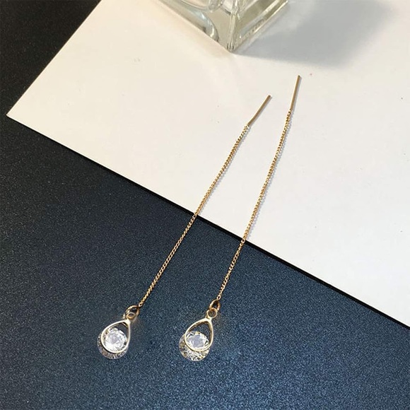 New Gold-Tone Sparkly Threader Earrings (Version 2) - Picture 5 of 8